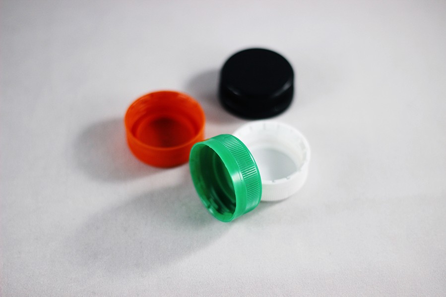 38 mm Plastic Cap